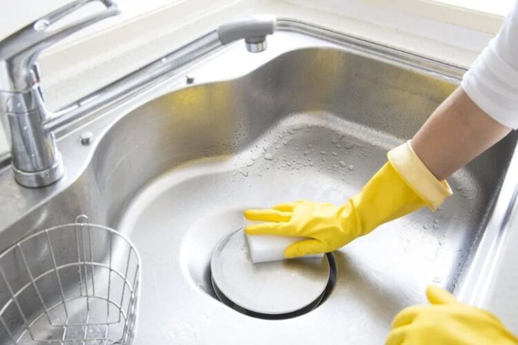 Mẹo bảo dưỡng giúp bồn rửa luôn mới và kéo dài tuổi thọ