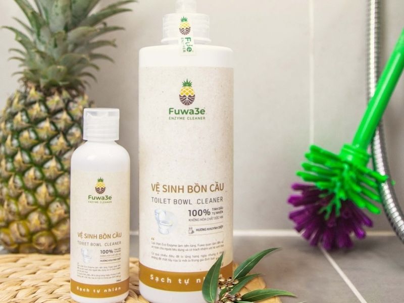 Nước tẩy bồn cầu Fuwa3E enzyme dứa